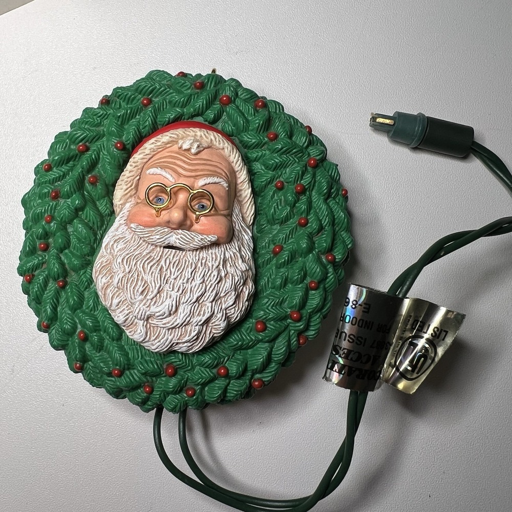 Hallmark Keepsake‎ Ornament Conversations With Santa With Motion And Voice 1994